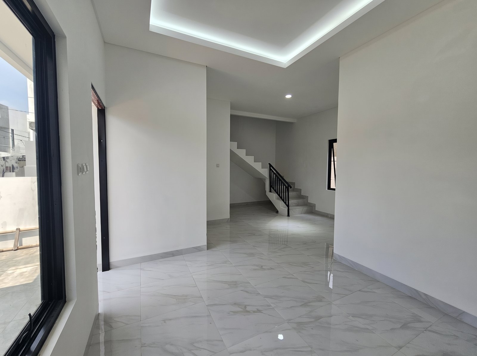 Amara The Equity Kalimulya - Living Room